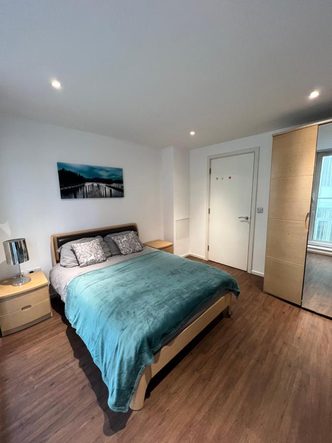 Royal Victoria Flat2 Apartment London Exterior photo